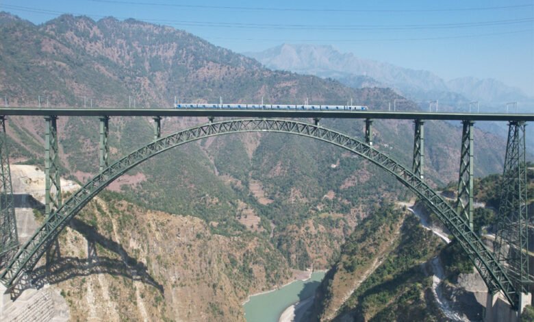 चिनाब पुल के साथ कश्मीर की यात्रा को नई ऊँचाई 1 KSHITITECH 9A 147 KSHITITECH