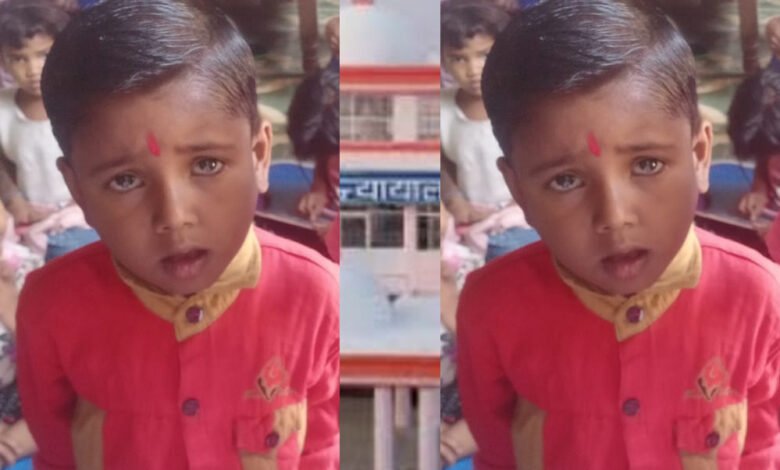 मास्टर हेमन्त का हुआ निःशुल्क आपरेशन 1 KSHITITECH 9A 29 KSHITITECH