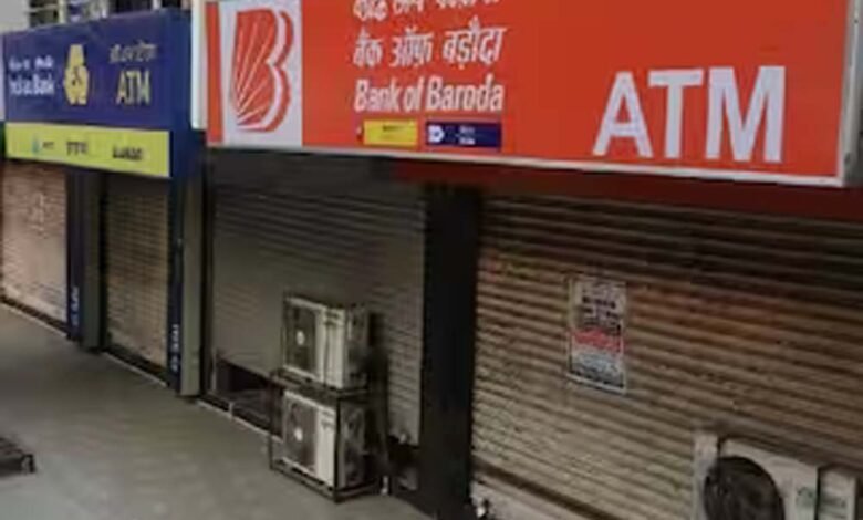 14 अप्रैल सोमवार को अंबेडकर जयंती के अवसर पर भारतीय शेयर मार्केट बंद रहेगा 1 KSHITITECH bank1 KSHITITECH