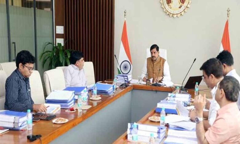 विक्रम उद्योगपुरी को मेगा इन्वेस्टमेंट जोन के रूप में विकसित करें : मुख्यमंत्री डॉ. यादव 1 Console Corptech Pradakshina Consulting Pvt Ltd cm6 2 Console Corptech Pradakshina Consulting Pvt Ltd