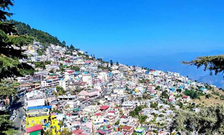 उत्तराखंड के पौड़ी से आप हिमाच्छादित शिखरों की लगभग 200 मील लंबी शृंखला को सहजता से निहार सकते हैं 1 Console Corptech Pradakshina Consulting Pvt Ltd deh1 Console Corptech Pradakshina Consulting Pvt Ltd