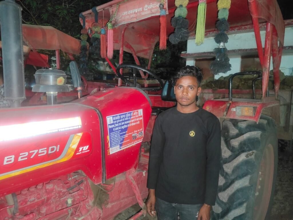 चांपा पुलिस की तेज रफ्तार और बिना नंबर प्लेट वाले वाहनों पर कार्रवाई, 8 ट्रैक्टर जब्त 10 Console Corptech Pradakshina Consulting Pvt Ltd img 20250409 wa00463432005961206320499 Console Corptech Pradakshina Consulting Pvt Ltd
