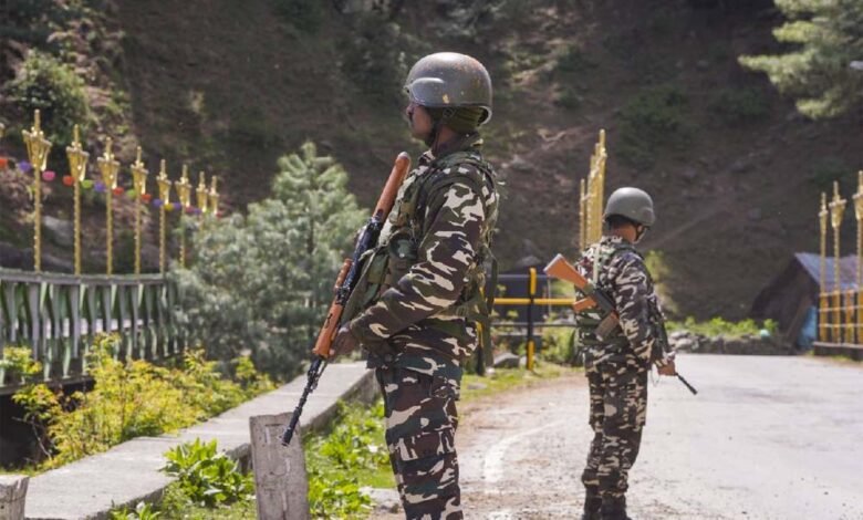 बांदीपोरा जिले में हुई मुठभेड़ में आतंकवादियों का एक सहयोगी मारा गया, भारतीय सेना का हल्ला बोल 1 KSHITITECH jamu1 5 KSHITITECH
