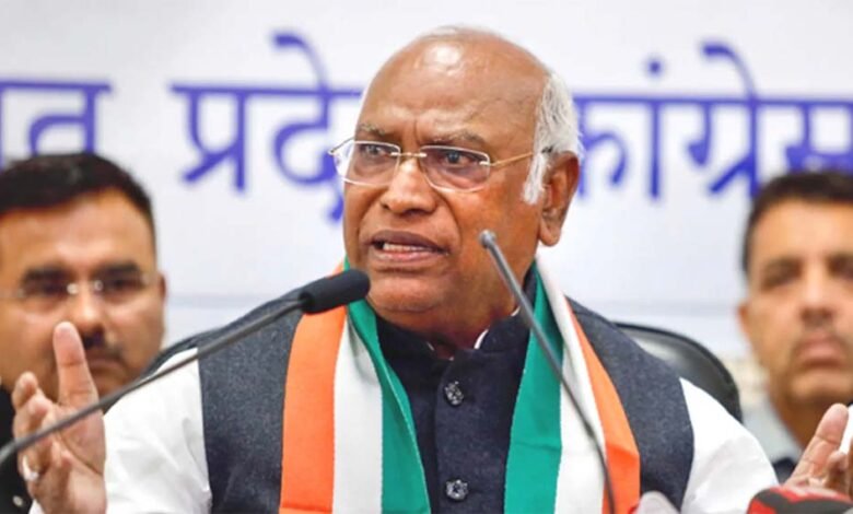 कांग्रेस के अधिवेशन में मल्लिकार्जुन खरगे ने कहा- महाराष्ट्र चुनाव में धोखाधड़ी से भाजपा ने जीत हासिल की 1 Console Corptech Pradakshina Consulting Pvt Ltd malika1 Console Corptech Pradakshina Consulting Pvt Ltd