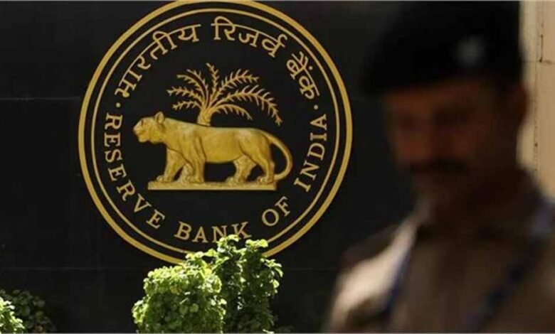 अब Kotak Mahindra Bank ने भी अपने सेविंग अकाउंट पर मिलने वाले ब्याज में कटौती का किया ऐलान 1 KSHITITECH rbi 7 KSHITITECH