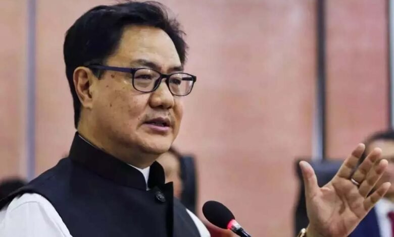 वक्फ कानून को लेकर मंत्री किरेन रिजिजू ने मुंबई में मुस्लिम समुदाय के लोगों से मुलाकात की 1 KSHITITECH riju1 KSHITITECH