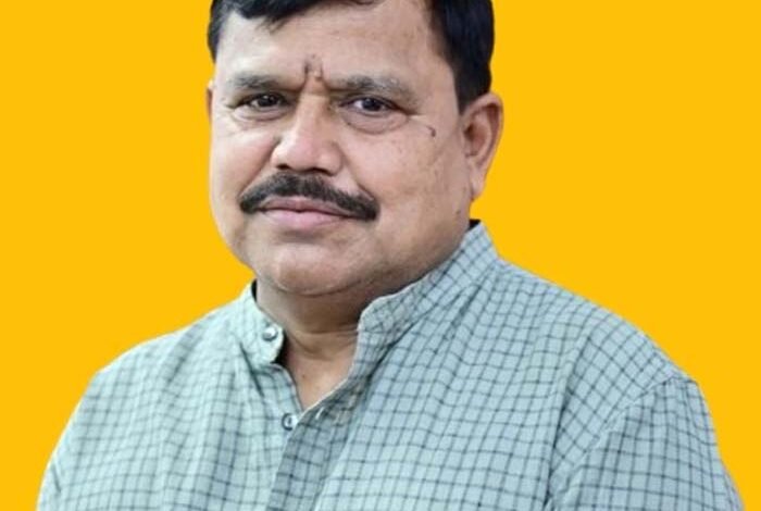 सभी बिजली कंपनियों में स्वास्थ्य बीमा योजना लागू करने का निर्णय: ऊर्जा मंत्री तोमर 1 KSHITITECH tomar 1 KSHITITECH