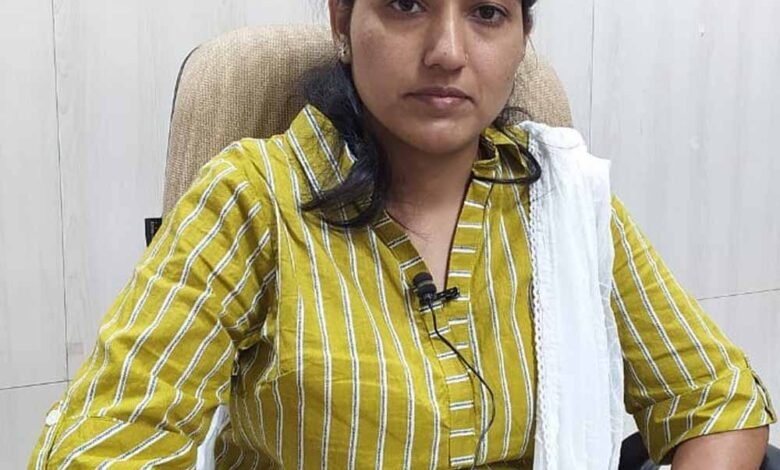महिला सशक्तिकरण का प्रेरणास्पद उदाहरण, शहीद की पत्नी का जज्बा बना मिसाल 1 KSHITITECH 01 1 KSHITITECH