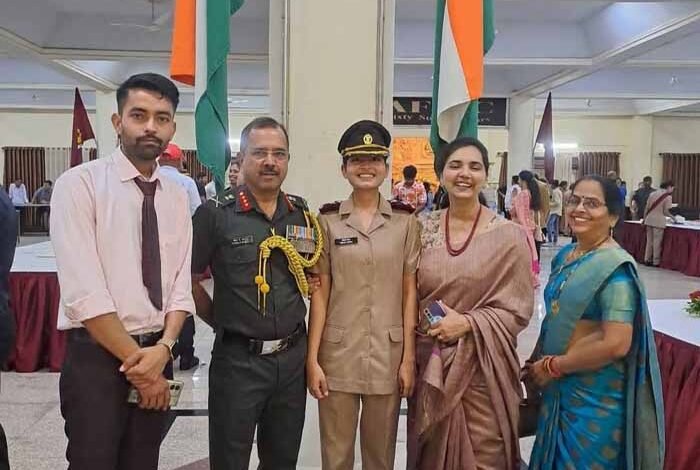 मुरैना जिले की बेटी हिमानी तोमर ने लेफ्टिनेंट बनकर प्रदेश को किया गौरवान्वित 1 Console Corptech Pradakshina Consulting Pvt Ltd 1 1052 Console Corptech Pradakshina Consulting Pvt Ltd