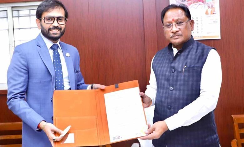 रायपुर में जल्द स्थापित होगा देश का प्रमुख AI डेटा सेंटर- ESDS करेगी 600 करोड़ रुपये का निवेश 1 KSHITITECH 1 927 KSHITITECH