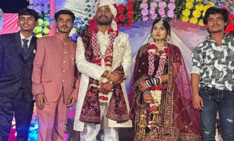 नई नवेली दुल्हनहाथों की मेंहदी देखती रही, शादी की रस्में छोड़ जवान पहुंचा सरहद 1 KSHITITECH 10 A67 1 KSHITITECH