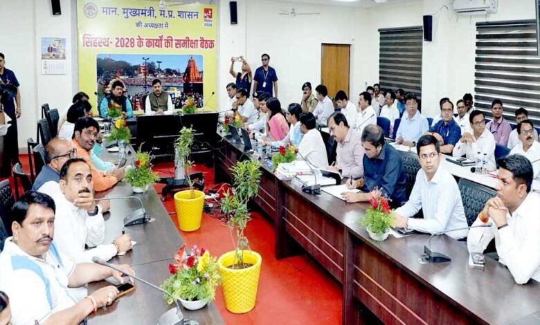 सिंहसथ-2028 में श्रद्धालुओं के सुगम आवागमन के लिए संपूर्ण मेला क्षेत्र में सड़कों का जाल बिछाकर किया जा रहा यातायात सुगम: मुख्यमंत्री डॉ.यादव 1 KSHITITECH 12A 129 KSHITITECH