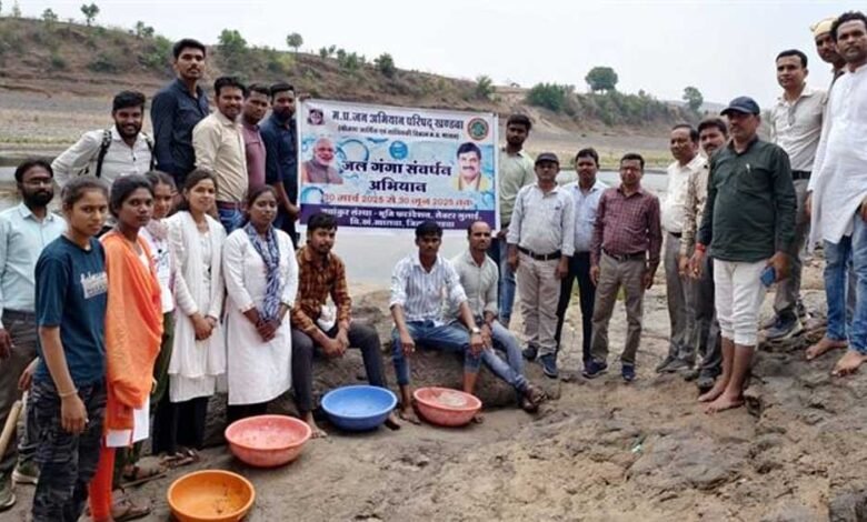 जल गंगा संवर्धन अभियान :वाह्य नदी को बारहमासी नदी में बदलने के लिये पदयात्रा 1 KSHITITECH 15A 105 KSHITITECH