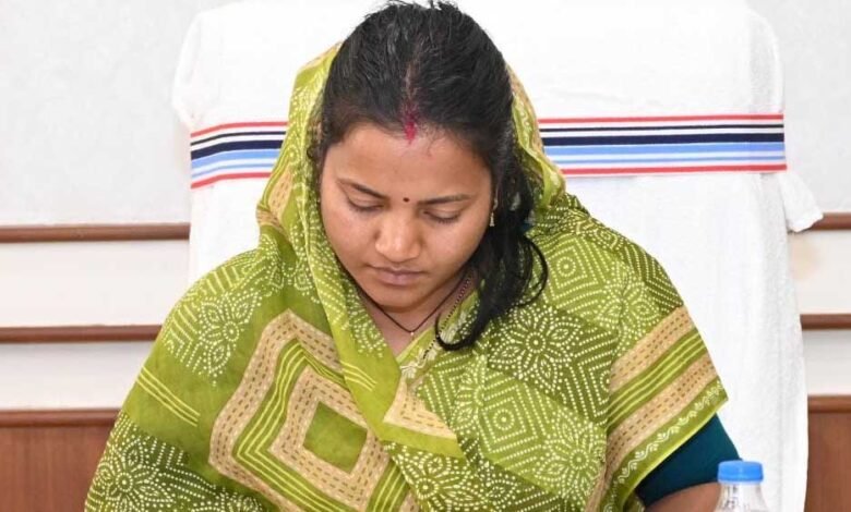 महिला एवं बाल विकास मंत्री श्रीमती लक्ष्मी राजवाड़े ने दिए सख्त निर्देश, 15 दिन में मांगी जांच रिपोर्ट 1 KSHITITECH 19A 78 KSHITITECH