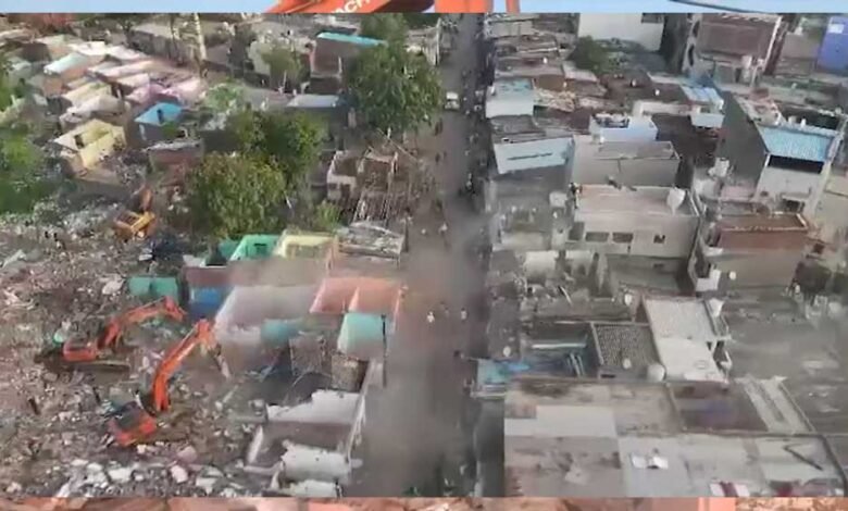 अहमदाबाद के चंडोला तालाब में फिर बुलडोजर एक्शन, 8 हजार अवैध निर्माण होंगे ध्वस्त 1 KSHITITECH 20A 26 KSHITITECH