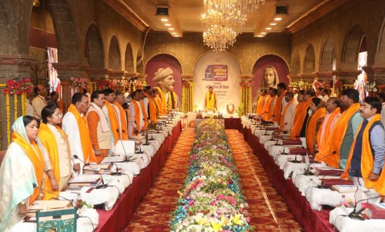 Mohan Cabinet Meeting: इंदौर के रजवाड़ा में मोहन कैबिनेट की बैठक संपन्न, इन अहम प्रस्तावों पर लगी मुहर 1 KSHITITECH 20A 93 KSHITITECH