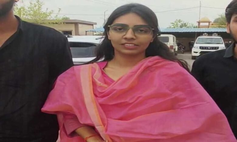 अंजली सोंधिया ने देशभर में 9वां रैंक हासिल कर राजगढ़ जिले का नाम राष्ट्रीय पटल पर रोशन किया 1 KSHITITECH 21A 72 1 KSHITITECH