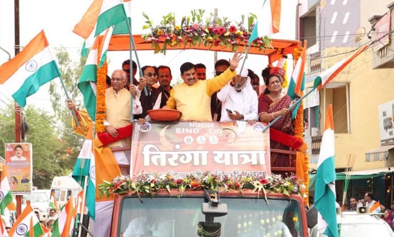 भारत माता की जय और वंदे-मातरम् के उदघोष से गूंज उठा सिवनी मालवा 1 KSHITITECH 22A 137 KSHITITECH