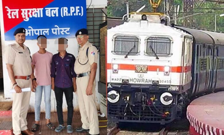 ऑपरेशन नन्हें फरिश्ते के तहत दो मूकबधिर नाबालिग बालकों का भोपाल स्टेशन पर किया गया रेस्क्यू 1 KSHITITECH 24A 129 KSHITITECH