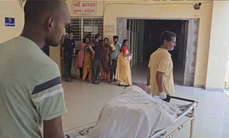 पांचवीं मंजिल से बीमार बुजुर्ग... दूसरी मंजिल पर लिफ्ट के गड्ढे में रातभर फंसा रहा, मौत 1 KSHITITECH 26A 105 KSHITITECH