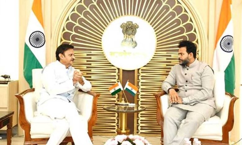 उप मुख्यमंत्री राजेन्द्र शुक्ल ने नई दिल्ली में केंद्रीय नागरिक उड्डयन मंत्री किंजरापु राम मोहन नायडू से सौजन्य भेंट की 1 Console Corptech Pradakshina Consulting Pvt Ltd 26A 87 1 Console Corptech Pradakshina Consulting Pvt Ltd