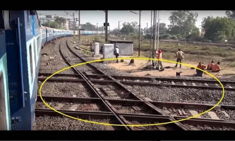 कटनी में ट्रेनों के दबाव को देखते हुए बने 3 स्टेशन, खत्म होगी डायमंड क्रॉसिंग, सनसनाते हुए गुजरेंगी ट्रेनें 1 Console Corptech Pradakshina Consulting Pvt Ltd 30A 79 Console Corptech Pradakshina Consulting Pvt Ltd