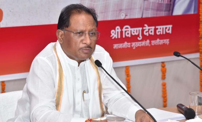 मुख्यमंत्री ने रेशम, मधुमक्खी पालन, लाख उत्पादन जैसे उत्पादों को बढ़ावा देने की आवश्यकता पर बल दिया 1 KSHITITECH 31A 8 1 KSHITITECH