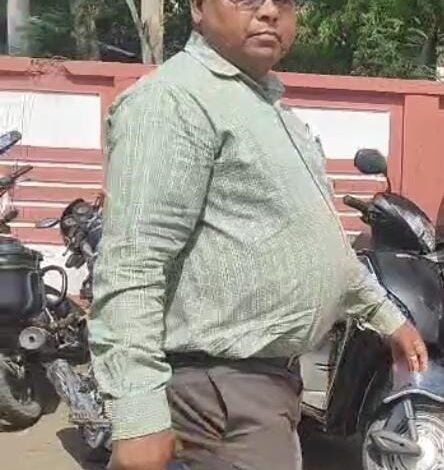 गर्मी में भी 'गर्म' PWD अफसर: बलरामपुर में काली कमाई के आरोपों पर सुशासन तिहार में उठे सवाल 1 KSHITITECH IMG 20250530 WA0024 KSHITITECH