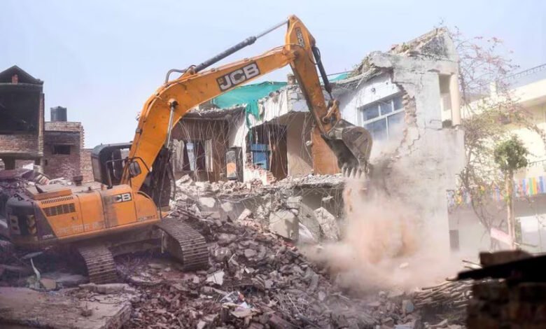CM योगी के निर्देश पर अवैध कब्जों और बिना मान्यता संचालित धार्मिक संस्थानों के खिलाफ कार्रवाई जारी 1 KSHITITECH JCB Action A 119 3 KSHITITECH