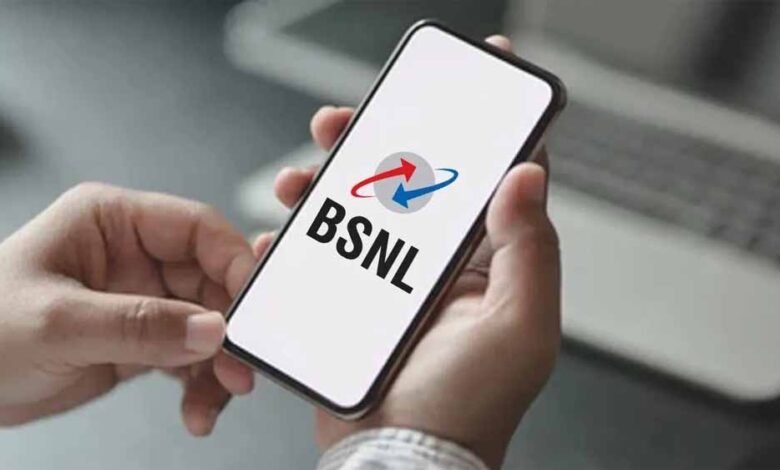 ज्योतिरादित्य सिंधिया ने मीडिया से बात करते हुए भारत की दूरसंचार कंपनी बीएसएनएल के लिए बहुत बड़ा दिन बताया 1 KSHITITECH bsnl1 KSHITITECH