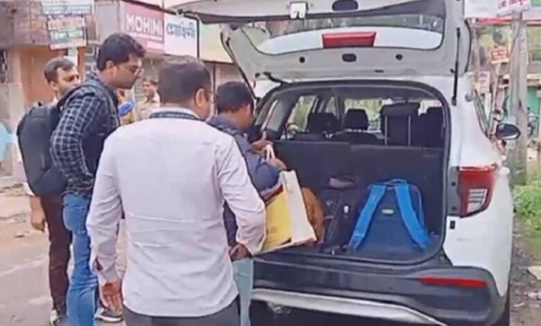 किडनी तस्करी कांड में CBI की बड़ी कार्रवाई, मशहूर डॉक्टर के घर छापा, लाखों की नकदी-हीरे और सोना जब्त 1 KSHITITECH cbi1 3 KSHITITECH