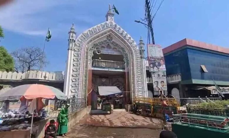 सैय्यद सालार मसूद गाजी दरगाह पर लगने वाले जेठ मेले को लेकर हाईकोर्ट का फैसला, लगेगा जेठ मेला 1 KSHITITECH dargah1 KSHITITECH