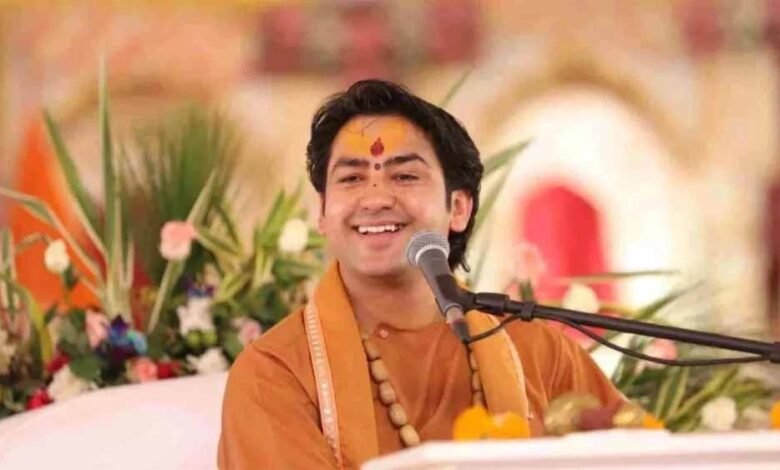 देशद्रोही बोलने के मामले में पंडित धीरेंद्र शास्त्री कोर्ट में नहीं हुए पेश 1 KSHITITECH dhire KSHITITECH