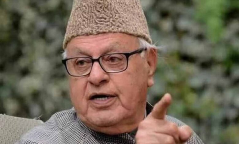 फारूक अब्दुल्ला की अपील- देश भर के लोगों से आग्रह किया कि वे कश्मीर में खूबसूरती का आनंद लेने के लिए आएं 1 KSHITITECH farookh1 2 KSHITITECH