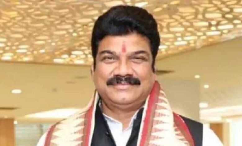 7 लाख 81 हजार 389 किसानों से 67 लाख 92 हजार 890 मीट्रिक टन से अधिक हुई गेहूँ खरीदी: खाद्य मंत्री राजपूत 1 KSHITITECH govind rajput 9 5 KSHITITECH