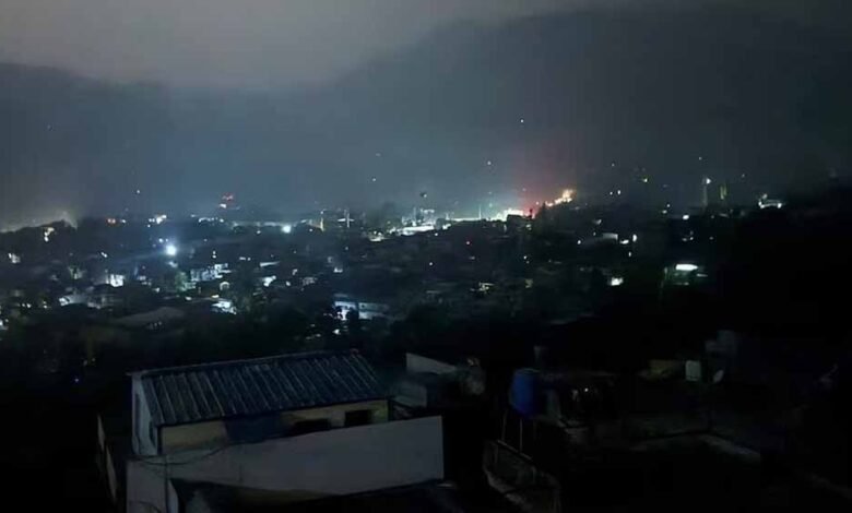 सांबा में पाकिस्तान की तरफ से भारी गोलाबारी, जम्मू एयरपोर्ट पर रॉकेट से हमला 1 KSHITITECH jamu 1 KSHITITECH