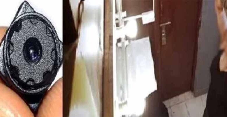 गांव में कपड़े की दुकान के चेंजिंग रूम में लगाया कैमरा, कपड़े ट्राय करने वाली महिलाओं के बनाता था वीडियो 1 KSHITITECH mp po1 KSHITITECH
