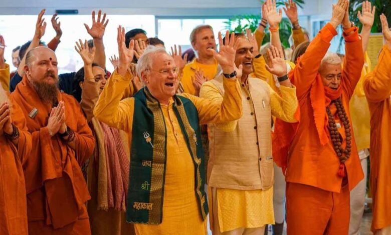 मध्यप्रदेश की आध्यात्मिक चेतना, वैश्विक मंच पर हो रही अभिव्यक्त : मंत्री परमार 1 KSHITITECH parmar1 KSHITITECH