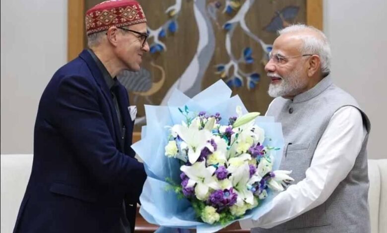पहलगाम आतंकी हमले के बाद पहली मुलाकात, पीएम मोदी से दिल्ली में मिले जम्मू-कश्मीर के CM उमर अब्दुल्ला, हुई चर्चा 1 KSHITITECH pm2 1 KSHITITECH