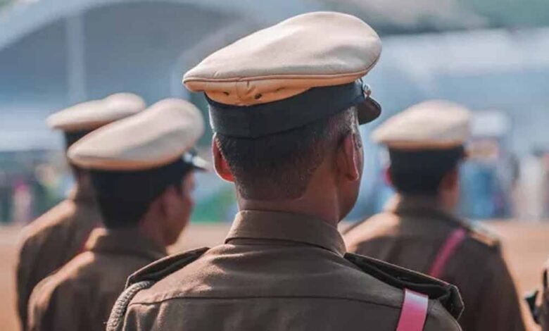 उत्तर प्रदेश पुलिस महकमे में बदले प्रभार, 13 प्रभारी निरीक्षकों को इधर से उधर किया, आठ के थाने बदले गए 1 KSHITITECH po1 3 KSHITITECH