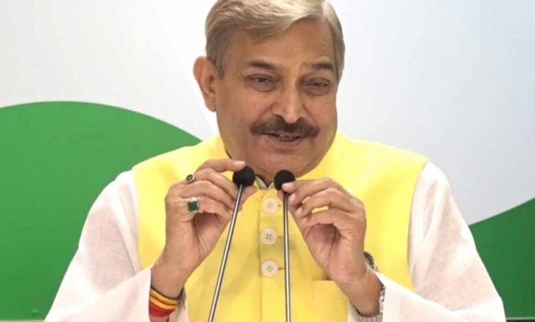 कांग्रेस सांसद प्रमोद तिवारी ने कहा-आतंकवाद पर सबसे बड़ी कुर्बानी कांग्रेस ने दी, राहुल गांधी कश्मीर के लोगों के साथ 1 KSHITITECH pramod ti1 KSHITITECH