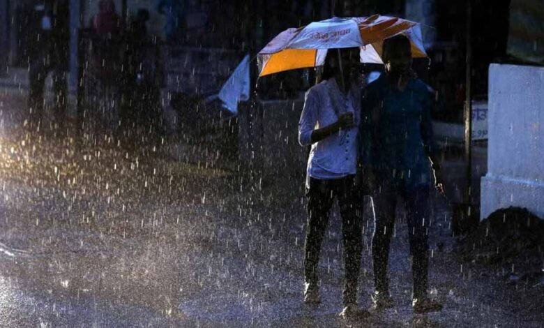 मौसम विभाग ने बताया- अगले पांच से छह दिनों के बीच भारी से बहुत भारी बरसात होने वाली है, यूपीवासियों के लिए अच्छी खबर 1 KSHITITECH rain1 KSHITITECH