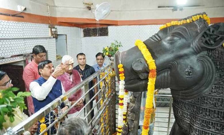 मुख्यमंत्री डॉ. यादव ने किये भगवान विष्णु वराह के दर्शन 1 KSHITITECH varah ke darshan KSHITITECH
