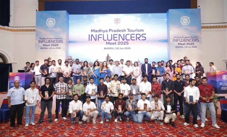 मध्यप्रदेश के अनछुए डेस्टिनेशन्स को देश–दुनिया के सामने लाएं इन्फ्लुएंसर्स : प्रमुख सचिव शुक्ला 1 KSHITITECH 1 709 KSHITITECH