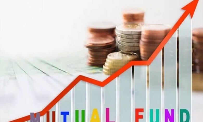 72 लाख करोड़ के पार पहुंचा Mutual fund industry का AUM, एसआईपी असेट अंडर मैनेजमेंट 14.6 लाख करोड़ 1 KSHITITECH 10A 157 KSHITITECH