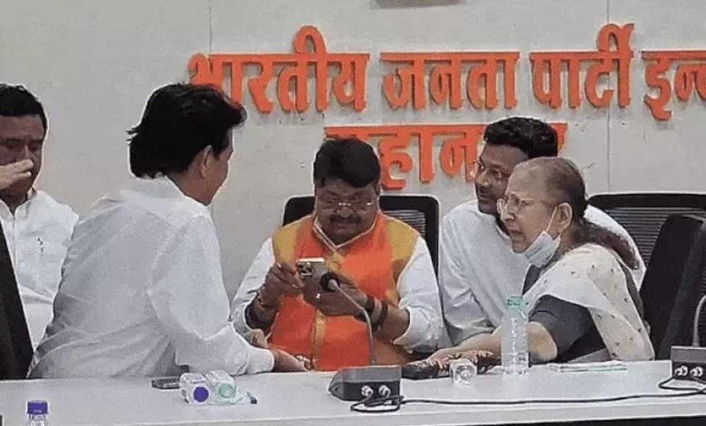 इंदौर में बीजेपी की प्रोफेशनल्स मीट में शहर के डॉक्टर्स, इंजीनियर, वकील, एनजीओ संगठन सहित कई लोग शामिल होंगे 1 KSHITITECH 11A 44 KSHITITECH