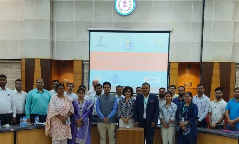 सफल आयोजन में उप संचालक ऋतुराज ताम्रकार की सक्रिय भूमिका सराहनीय रही 1 KSHITITECH 11A 5 KSHITITECH