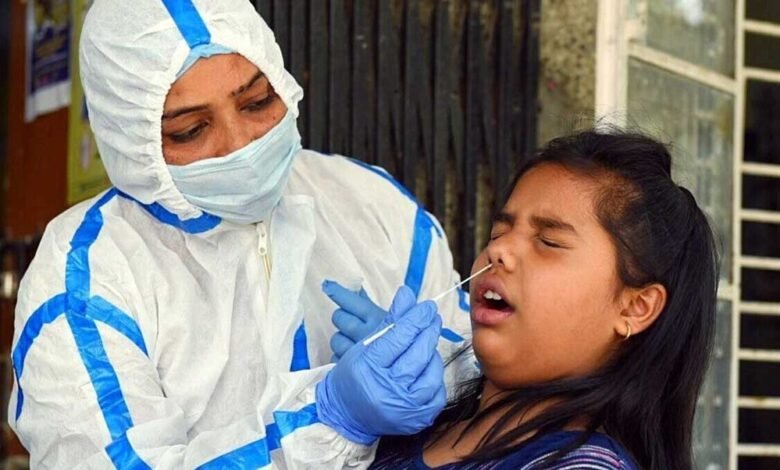 Corona virus: भारत में तेजी से पैर पसार रहा Corona, एक्टिव केसों की संख्या 7000 के करीब, जानिए एक्सपर्ट से JN.1 वैरियंट के बारे में ? 1 KSHITITECH 11A 55 KSHITITECH