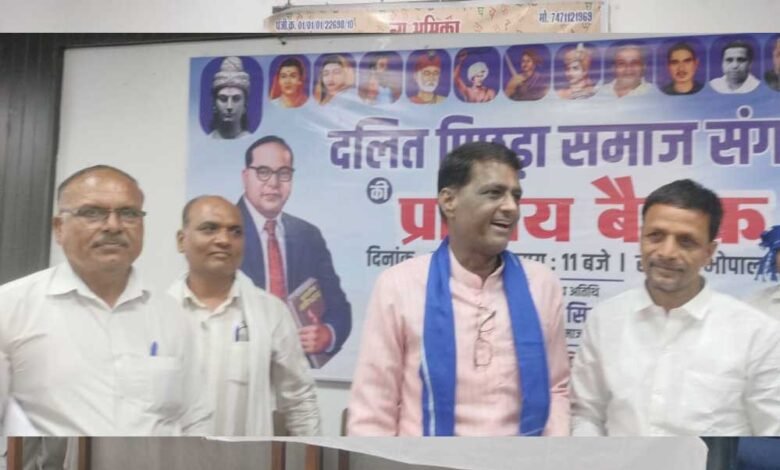 दलित पिछड़े साथ आयें तभी मिलेगी सत्ता-दामोदर सिंह यादव ग्वालियर हाईकोर्ट में बाबा साहब की स्टेचू लगाके रहेंगे-DPSS 1 KSHITITECH 16A 102 KSHITITECH