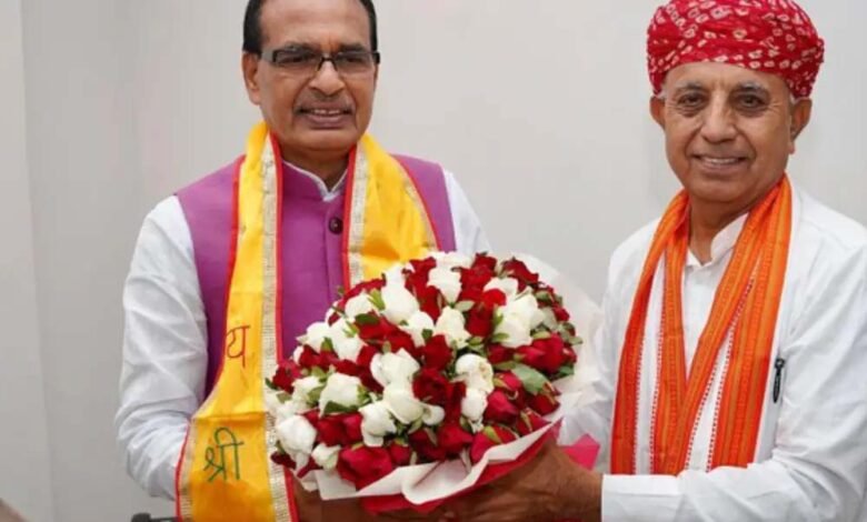 देश में आज 16 बड़े नेता मना रहे अपना जन्मदिन, सांसदों-मंत्रियों-राज्यपाल को भेजी शुभकामनाएं 1 KSHITITECH 1A 117 KSHITITECH